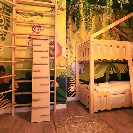 Summio Parc Aquadelta Hotel Броунисе Екстериор снимка