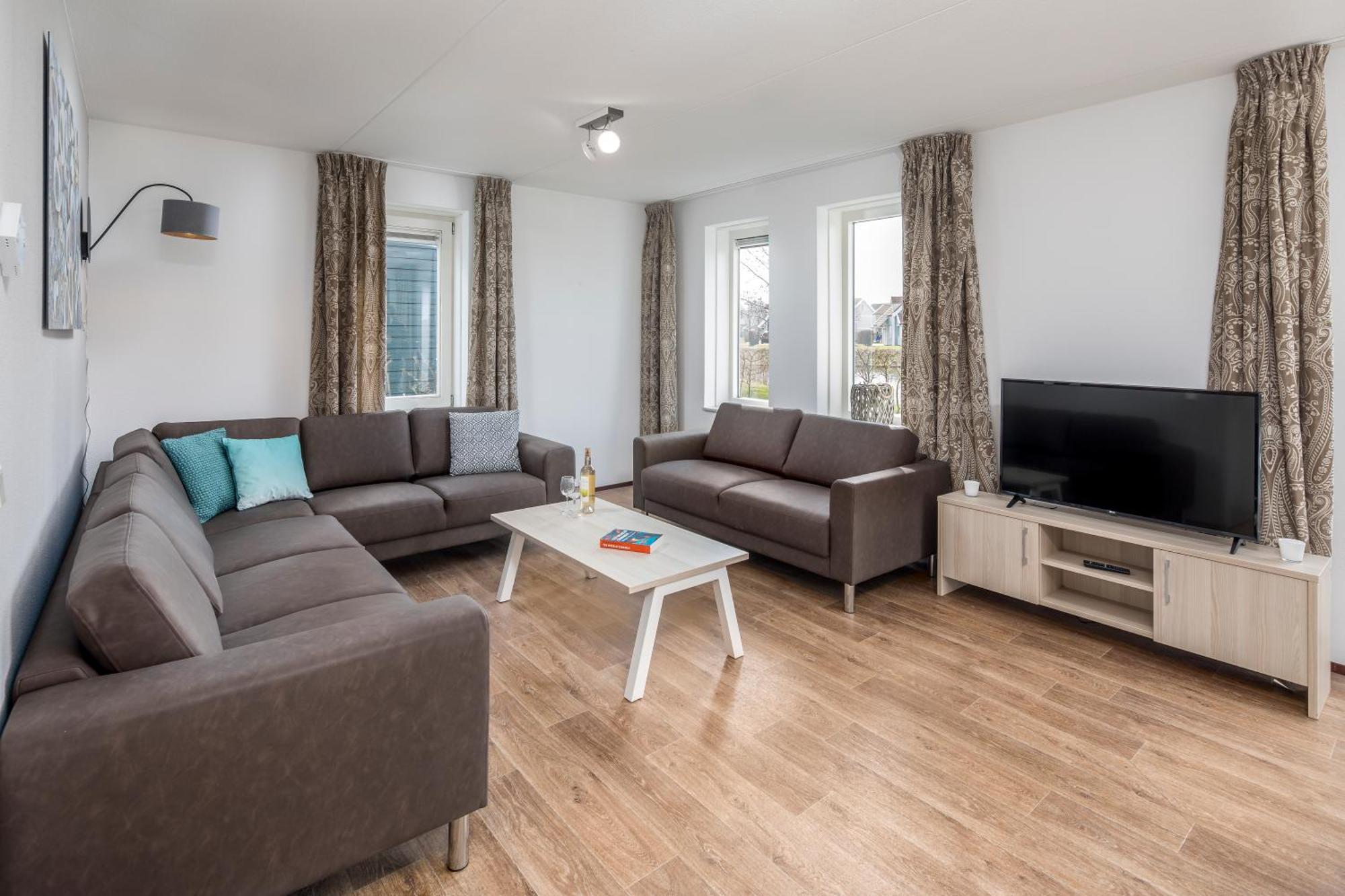 Summio Parc Aquadelta Hotel Броунисе Стая снимка